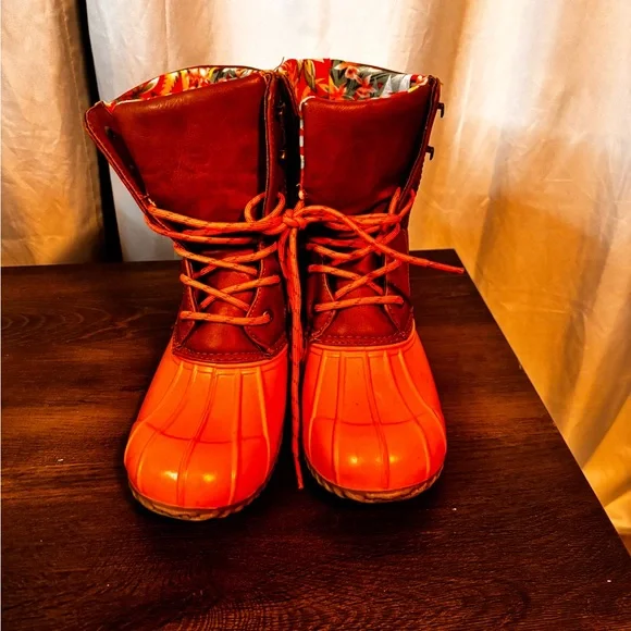 London Fog Wynter Duck Boots Size 7 - Picture 2 of 9